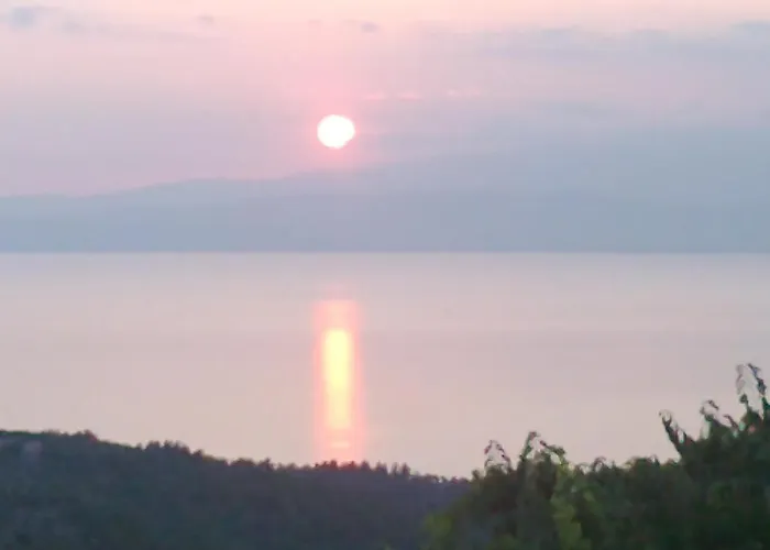 Sotiros Sunset House *