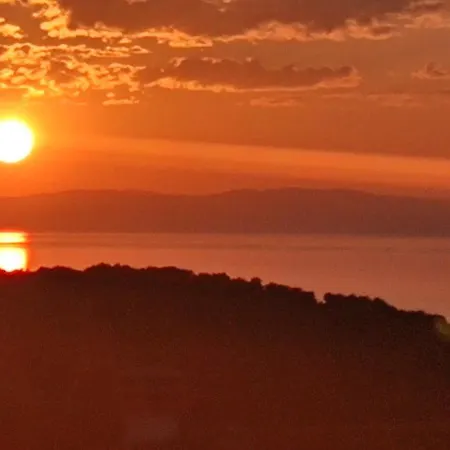 Sotiros Sunset House 別荘